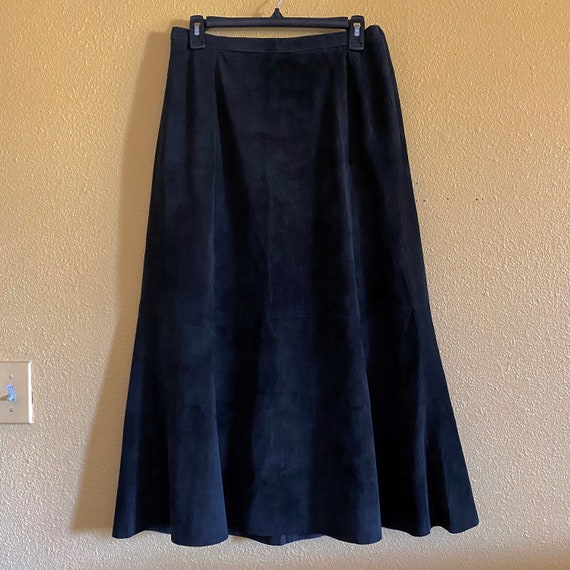 Long black suede skirt deals