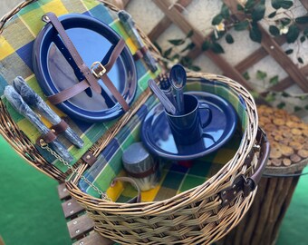 Rattan Picnic Basket Semicircle Beach Straw Luggage Large Circle Summer Tote Woven Bag Outdoor Lunch Plates Utensils Tropical Traveler Gift