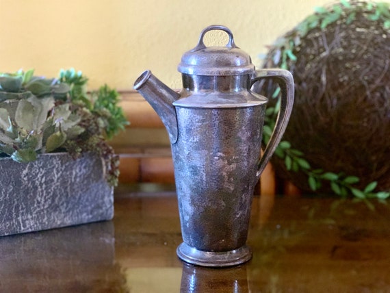 1930 Reed & Barton Pitcher Cocktail Shaker Hand Hammered Silver