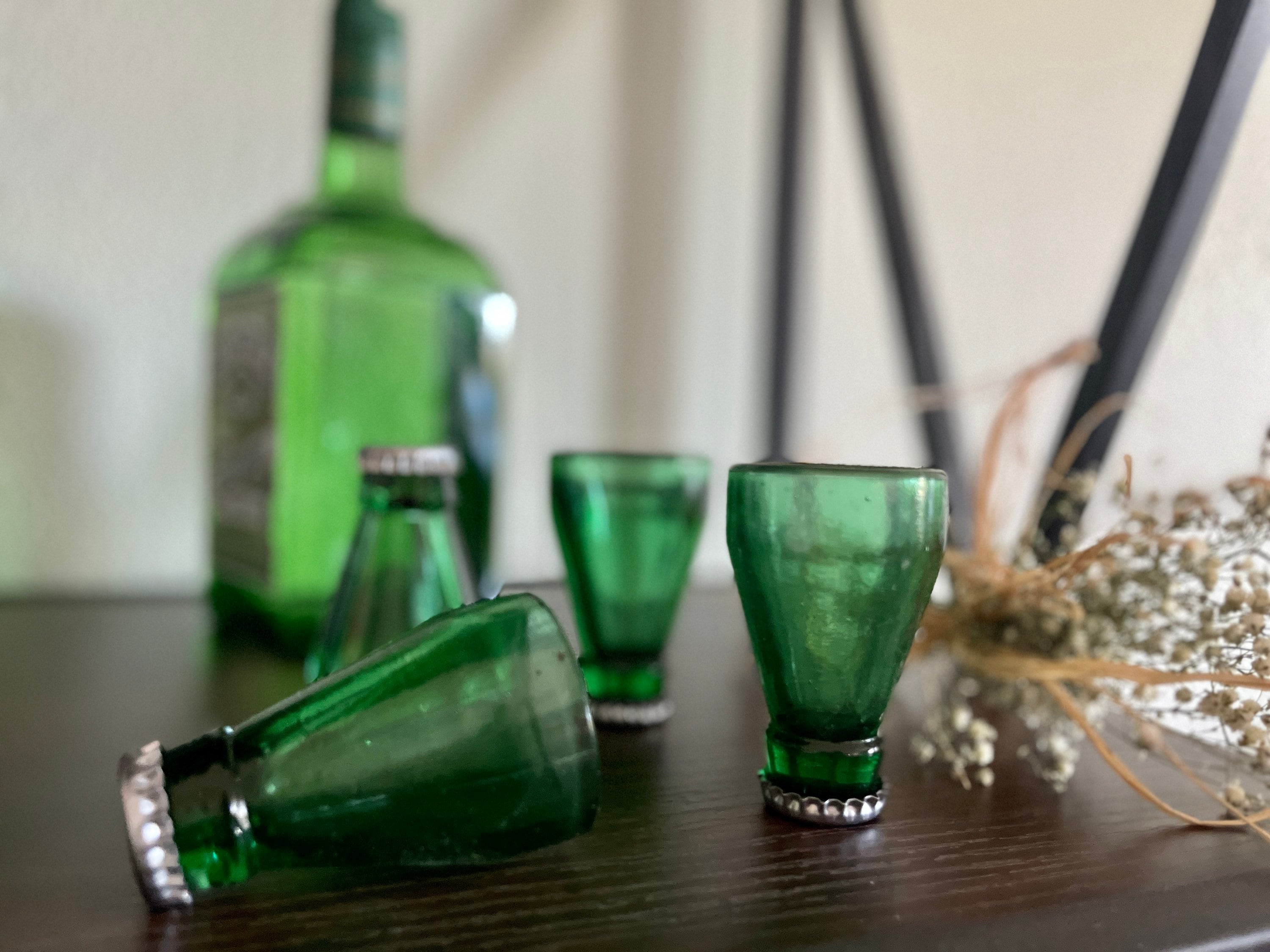 アートガラス グリーン ショットグラス ビール瓶トップ カントリー