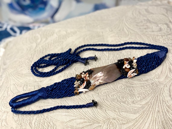 Vintage Macrame Tie Belt Abalone Shell Beads Boho Hippie Mermaid Coastal 569 Natural Seashell Blue Belt Macrame Beach Wedding Dress  main image 4