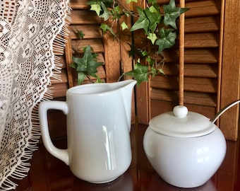 Jarra de cerámica blanca para leche, azucarero, cuchara, jarra, cocina retro, clásica, para desayuno, café, condimentos, platillo, jarabe de arce, para servir el día de la madre