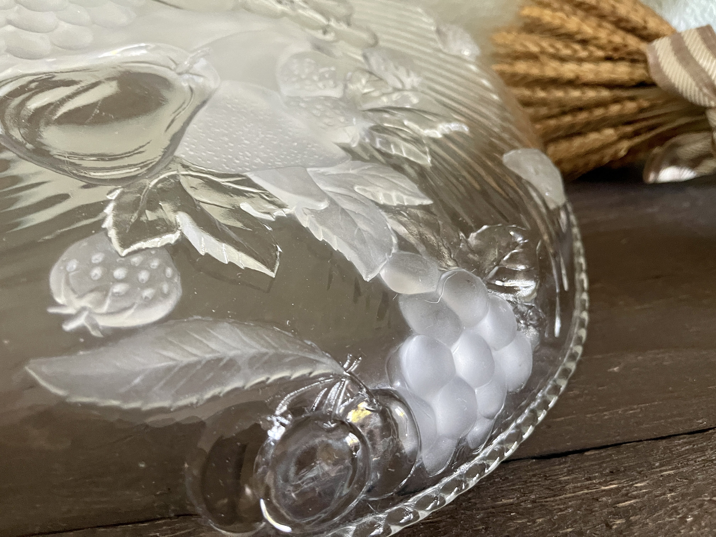 Mikasa Crystal Platter Large Frosted Glass Tray Wedding Appetizer  display picture 1
