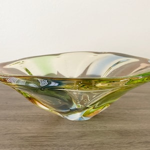 Boho Tschechische Kunst Glas Schüssel Hana Machovska Pizzicato Mstisov Glashütte 1960er Jahre Vase Murano Italienisch Bullicante Obst Tischleuchter Midcentury