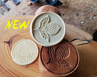 LEMON Corzetti Pasta Stamp, freehand carved, in fine Beech Wood made from the Tuscan Casentino Forest, italian gift