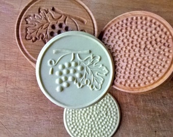 Grape Cluster Corzetti Pasta stamp, Handturned, handcarved in Beech Wood from Tuscan Casentino Forest