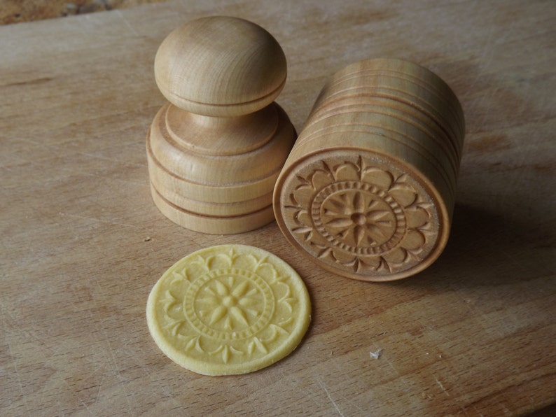 in Maple Chiantishire only my hands /& gouges 1Florentine Motif Stamp handturned handcarved CORZETTI PASTA Stamp = 1 Handle