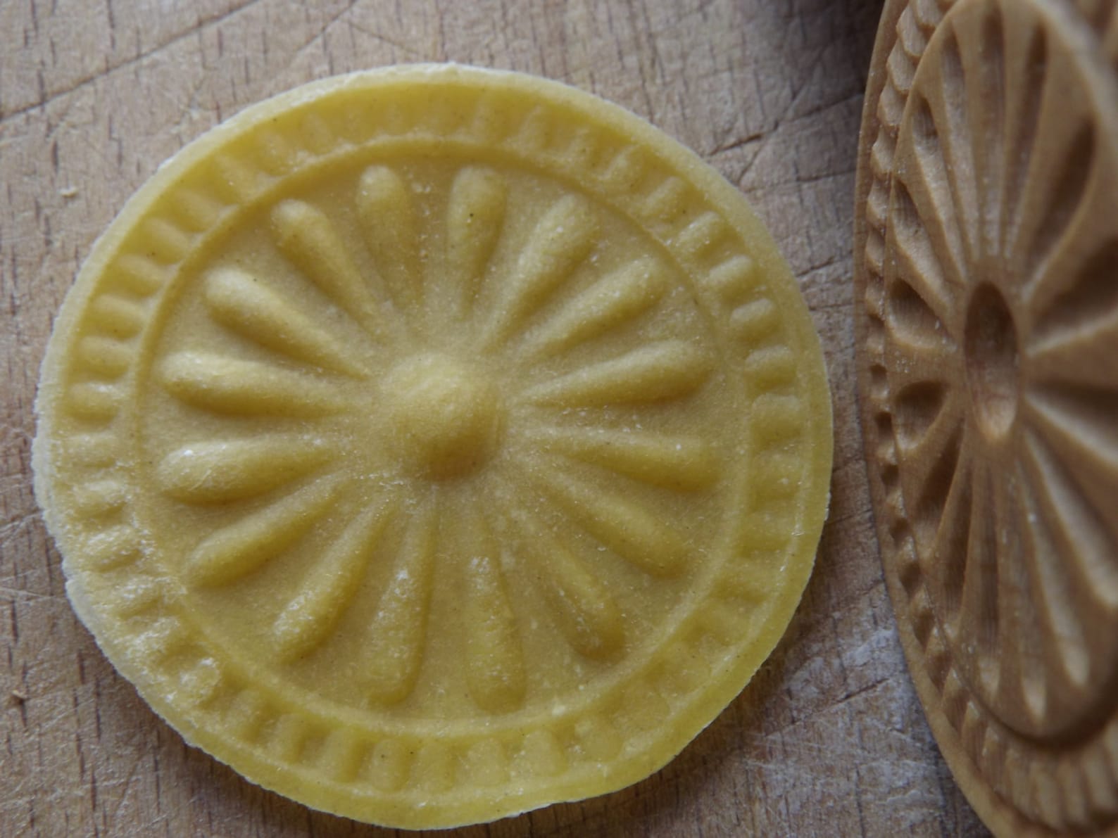 CORZETTI PASTA Stamp 1 Handle 1 Stamp renaissance Etsy