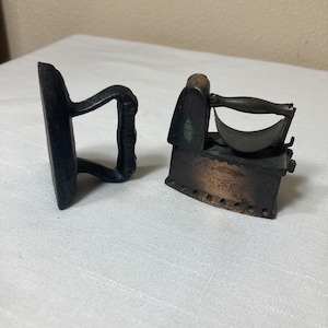Die Cast Miniature Irons