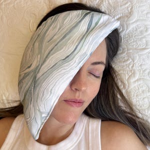 Almohada para ojos con peso lunar: mascarilla de aromaterapia de algodón suave imagen 1