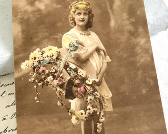 アンティーク 1900 年代エンボス加工、キラキラ輝く誕生日ポストカード
