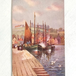 "Schöne Vintage Postkarte, Tulum, Portait einer Küstenszene, ""The Fish Quay"", signiert Hannaford, West Yorkshire."
