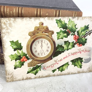Antike Weihnachten und Neujahr Postkarte, Uhr, Stechpalme mit Goldrand, geprägte Illustration,