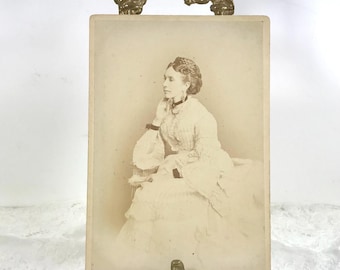 Victorian Cabinet Card Photograph, Elegant Lady, Mrs. Bushe, Leelands Kent, 1860s