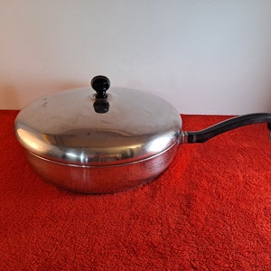 Vintage Farberware frying pan with lid, 10&quot;, bakelite handle, knob, stainless steel, aluminum clad Farber ware skillet