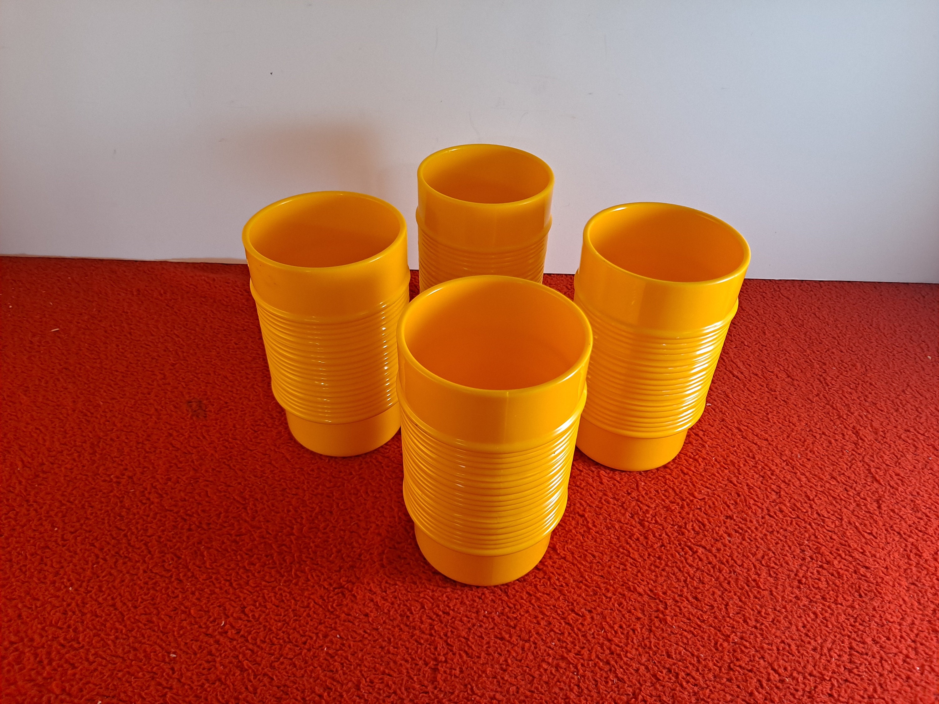 Vintage Rubbermaid Retro Orange 6 Cup Measuring Cup Baker Baking