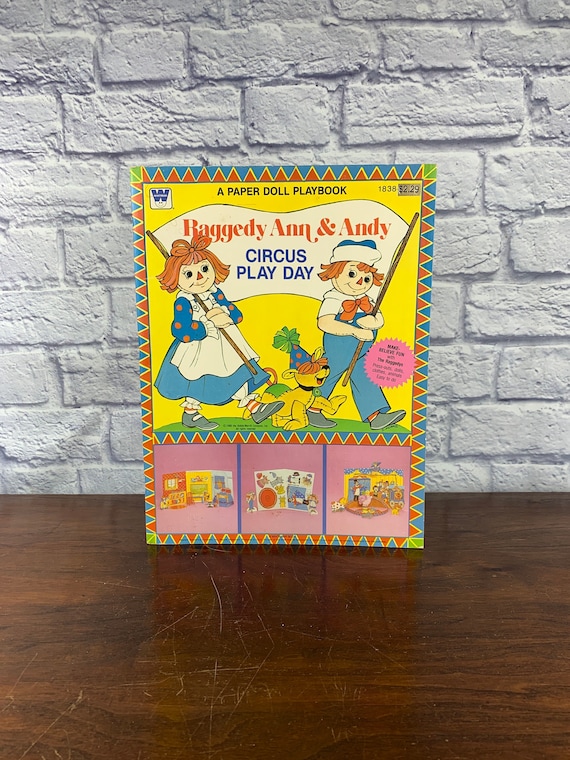 Raggedy Ann and Andy Paper Doll Playbook Unused Ephemera for Gift