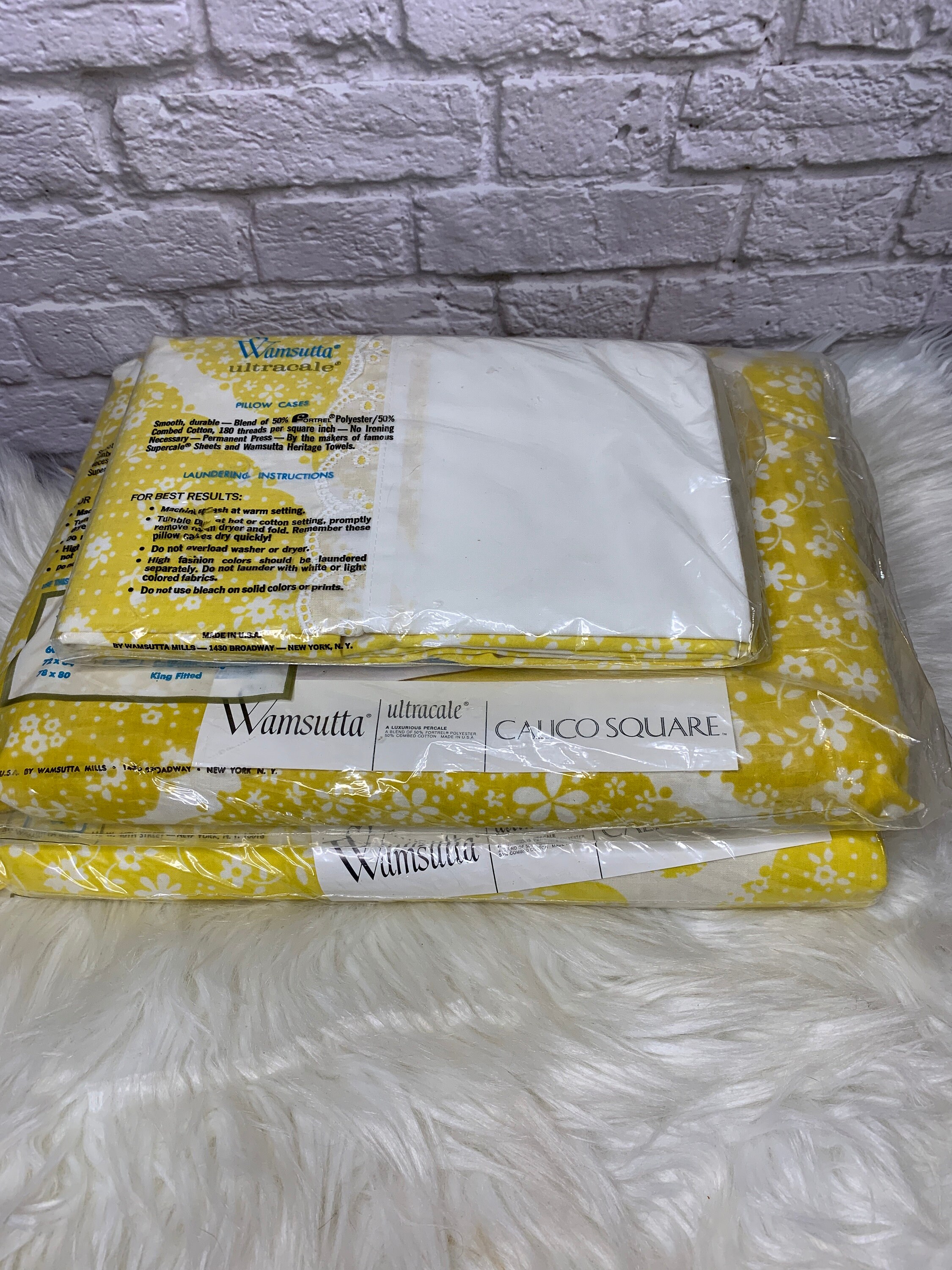 NOS Wamsutta Ultracale Double Sheet Set and Pillowcases Calico Square