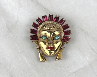 Coro Craft Siren Fur Clip Pin by Adolph Katz 1940s Jewelry