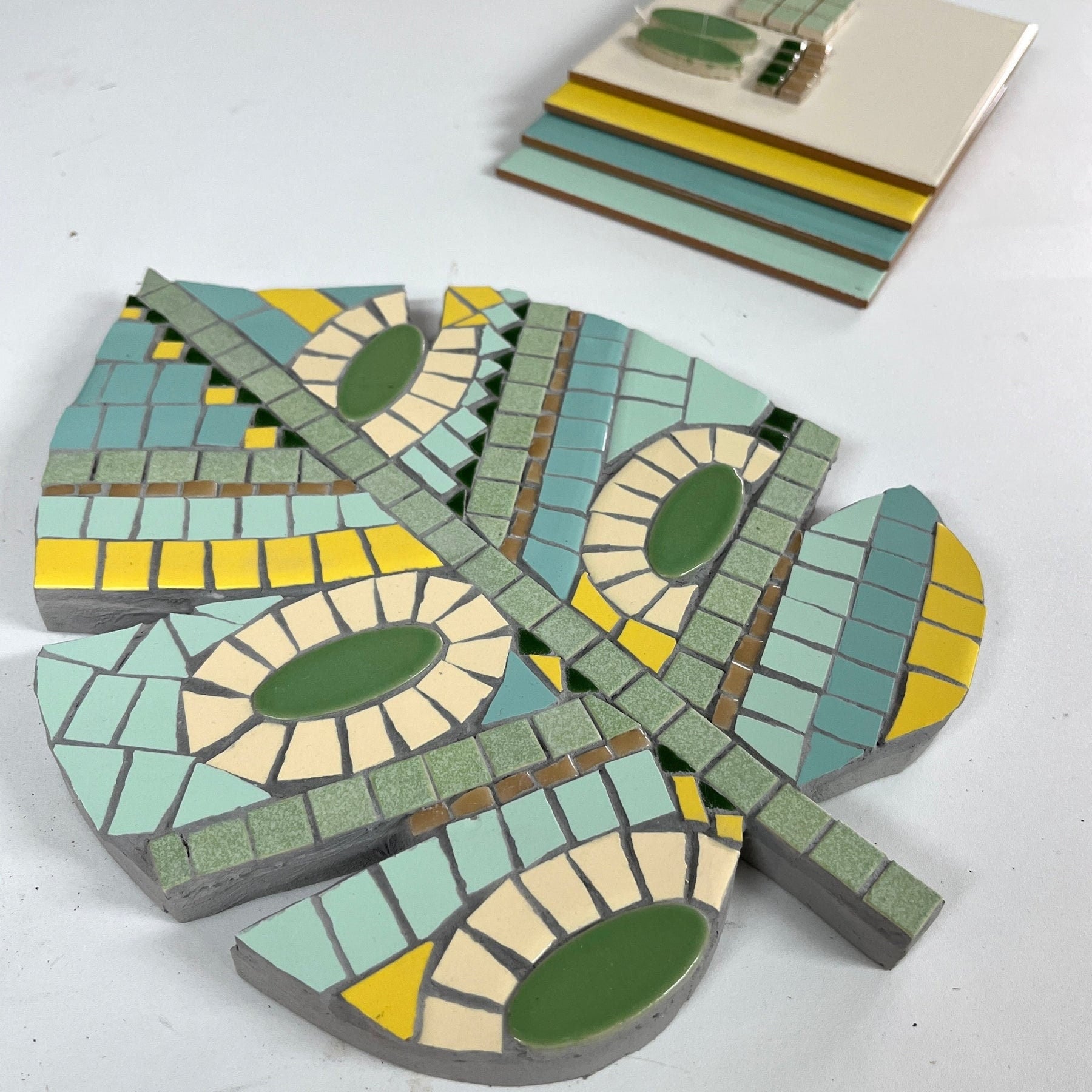 Yohelly 6 Pcs DIY Sticky Mosaic Art Crafts Early Learning Games Handmade Art Ki