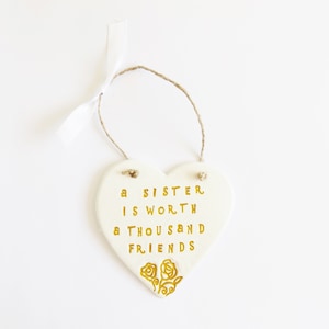 Sisters Sentiments Quote Heart Ornament Thoughtful Siblings Plaque Home Wall Decor Meaningful Thinking Of You Special Gift For Sisters