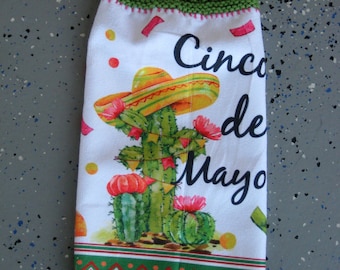 Cinco de Mayo hanging microfiber kitchen towel with button closure - single thickness - 16-1/2" x 12-1/2" towel - "Cinco de Mayo"