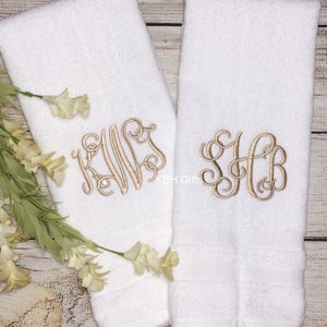 SHIPS FAST!!! Monogrammed Hand Towel