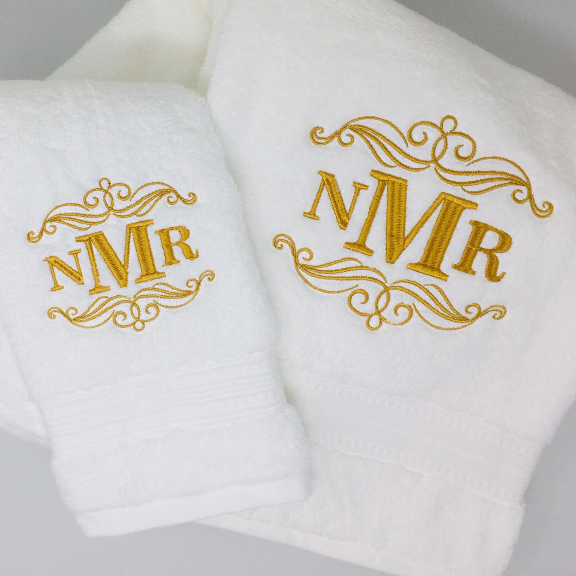 white Personalised 2 piece towel set 2 bath towels embroidered egyptian cotton wedding anniversary engagement 