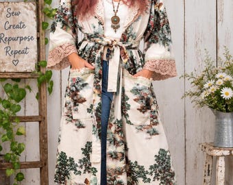 Handmade womens coat in rare 1940s English forest linen fabric. Vintage lace collar and trim. Big pockets. match tie belt. M-XL