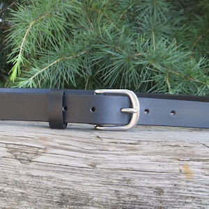 1 inch wide Black leather belt, full grain black leather belt, womens leather belt,  Narrow leather belt, men leather belt