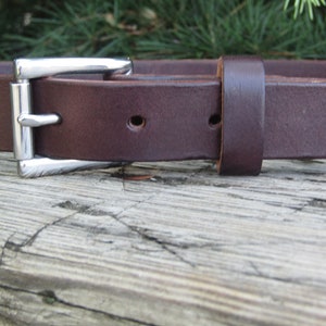 1 inch wide Dark brown Bridle Leather belt,   Made with US hides,  Custom made belt, handmade belt, mens leather belt, womens leather belt