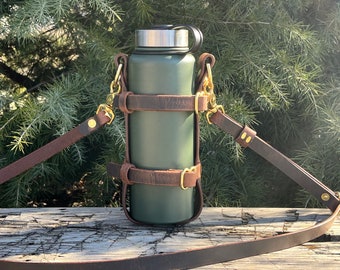 Adjustable Full Grain leather water bottle carrier with shoulder strap, reusable water bottle carry strap harness for water bottle