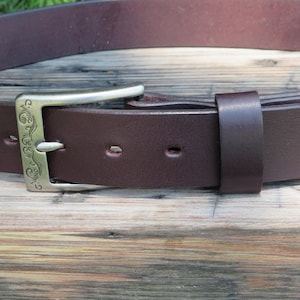Dark brown Bridle Leather belt, mens leather belt, womans leather belt.  1.5 wide leather belt  Custom made belt, handmade leather belt