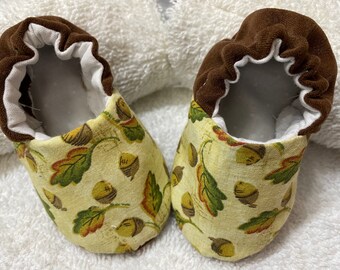 Fall Acorns & Oak Leaves and Faux Suede Newborn Moccasins / Booties / Shoes / Loafers / Vegan / Handmade in Michigan USA / Newborn Baby Gift