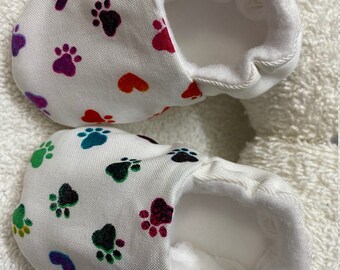 Rainbow Paw Prints and Hearts Newborn Moccasins / Booties / Shoes / Loafers / Vegan / Handmade in Michigan USA / Newborn Baby Gift