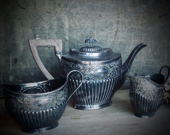 【 James Deakin】 透かしのティーセット 3点　ティーポット James Deakin】 透かしのティーセット ティーポット 3点 James