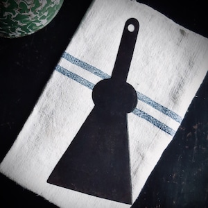 Antique Iron Spatula Paddle Pan Scraper Forged Metal Cookware Black