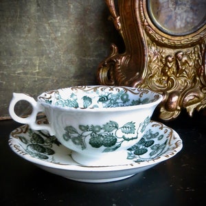 Rare Antique Worcester Green Tea Cup and Saucer England Transfer Ware Blackberry 1800s Teacup