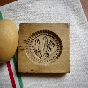 Antique Wooden Butter Stamp Mold English Hand Carved Mould Flowers Rustic Primitive Farmhouse Kitchen Utensil Cottagecore Decor