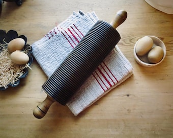 Antique English Rolling Pin Wooden Large Treen Baking Tool Oatmeal Kitchen Utensil Farmhouse Cottagecore Decor Kitchenalia