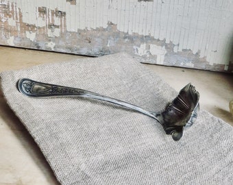 Vintage Ladle Silverplate Gravy Spoon Sauce Condiment Serving Utensil Silver Plate