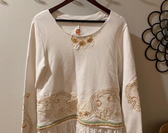 Ruffled knit top embellished with applique’d pieces from an embroidered linen tablecloth - SIZE SMALL