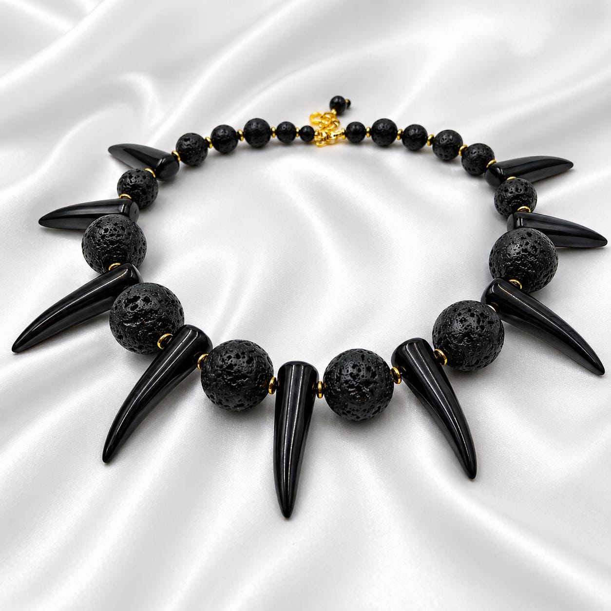 Shaka Zulu Necklace, African Men's Beaded Necklace, Tribal Choker