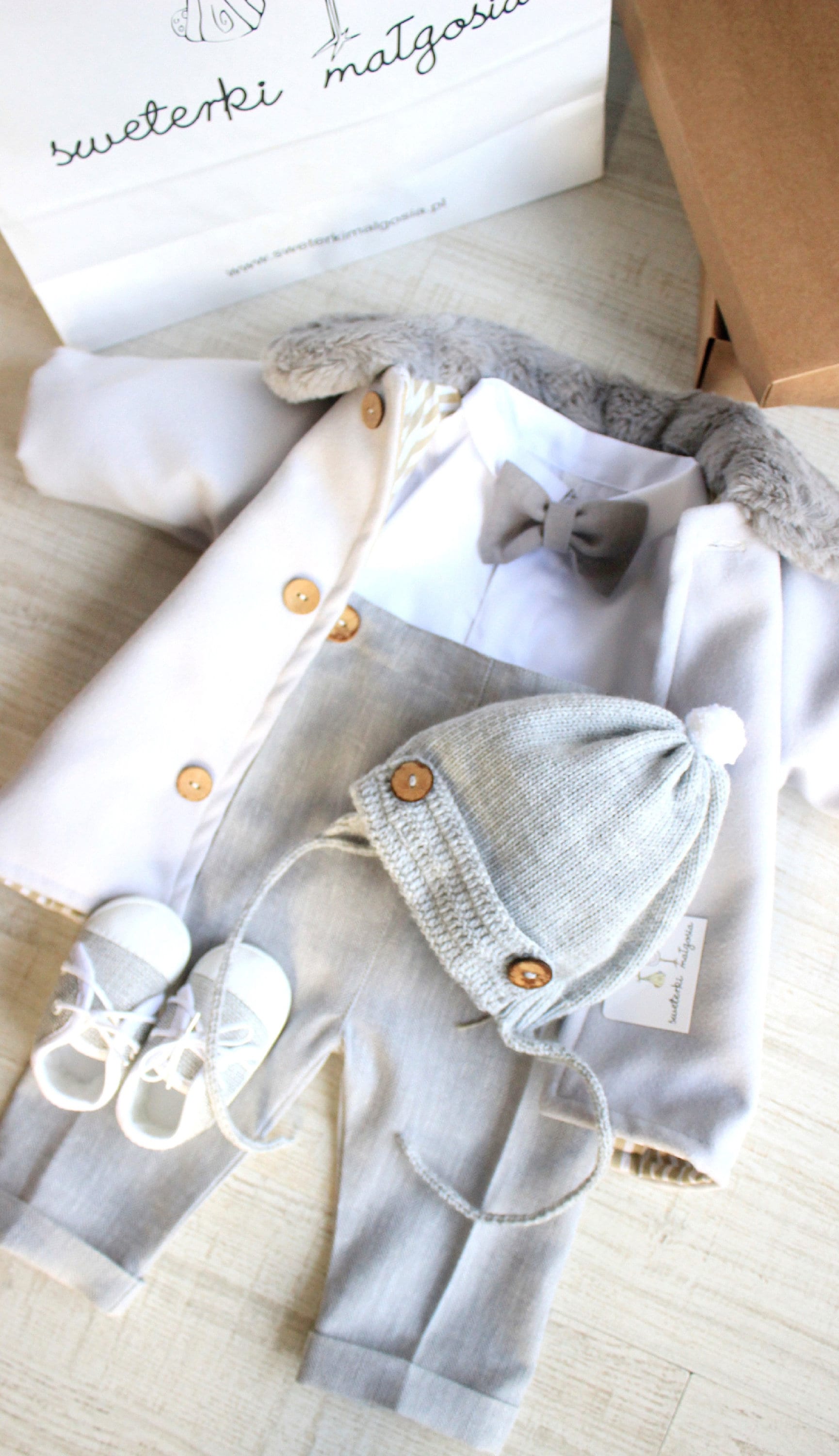 Llorens jongens pop JOEL LLORONA met blauwe kleding 38cm - Levensechte poppen kopen