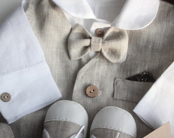 Linen beige vest for a baby boy 100% Linen Beige Elegant buttonhole We love details coconut natural buttons buttonhole