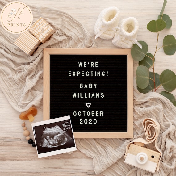birth announcement social media