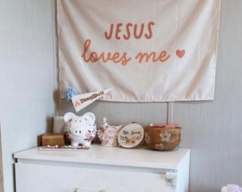 Jesus Loves Me Easy Hang Banner™ for Kid's Rooms, Playrooms & Nurseries. Biblical Wall Art for Kid's Rooms. Nursery Wall Decor (Natural)