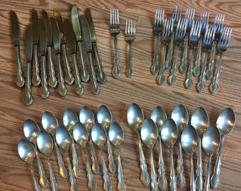 42 PC. Supreme Cutlery By TOWLE E.P Korea Silverplate Flatware Set