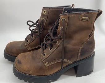 Skechers Vintage y2K Brown Leather Chunky Platform Block Heel Boots size 8 1253