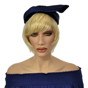 Vintage Blue Velvet Pillbox Hat with Bow, Fashioned by Ronnie, Blue Velvet Vintage Pillbox Hat with Fabric Trim, Women&#39;s Vintage Hat, 1960&#39;s